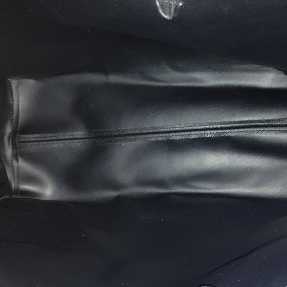 Handbag - Picture 5 of 5